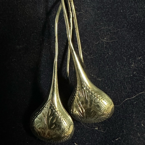 Vintage Sterling Silver Etched Drop Earrings - Picture 2 of 7